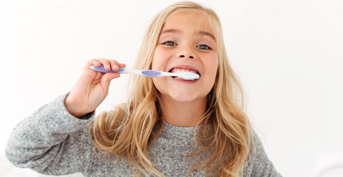 Tips Memilih Sikat dan Pasta Gigi untuk Hasil Maksimal